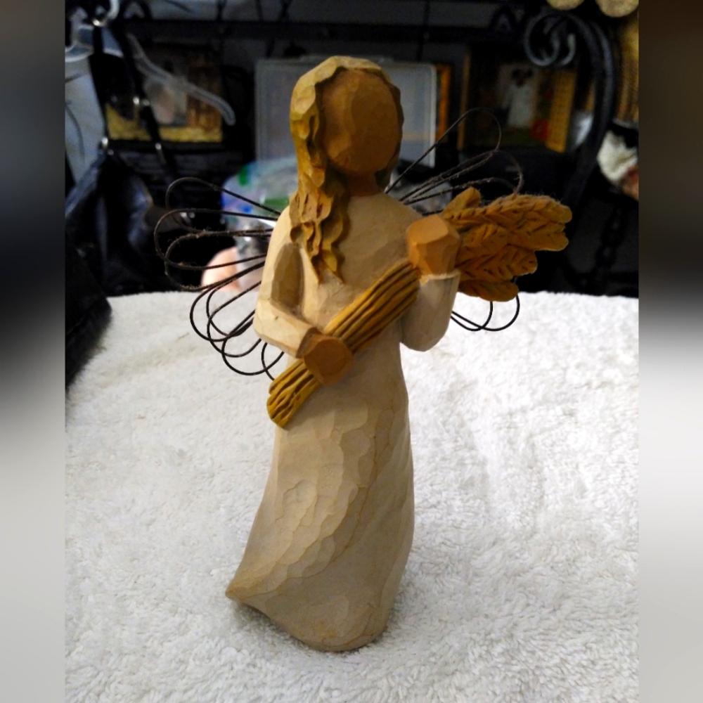 Willow Tree Angel of Autumn Statute
